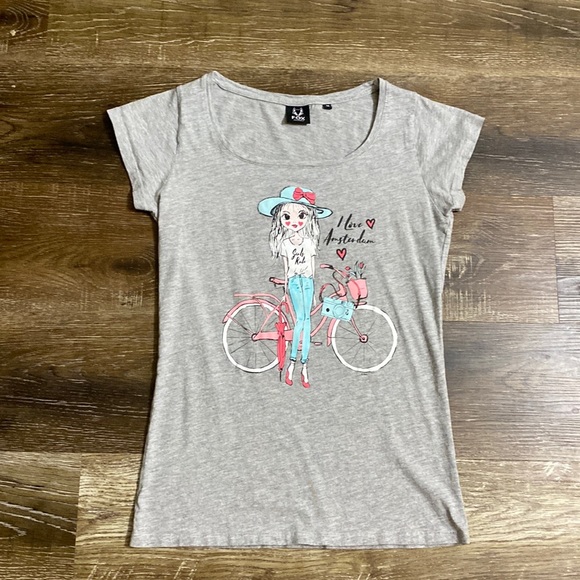 Fox Tops - Fox swoop neck shirt